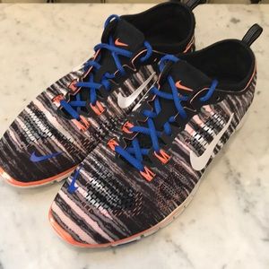 Nike Free TR fit 4 - size 8.5 sneakers